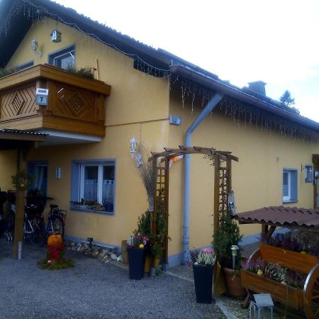 Ferienwohnung Waldrast Lenzkirch Luaran gambar